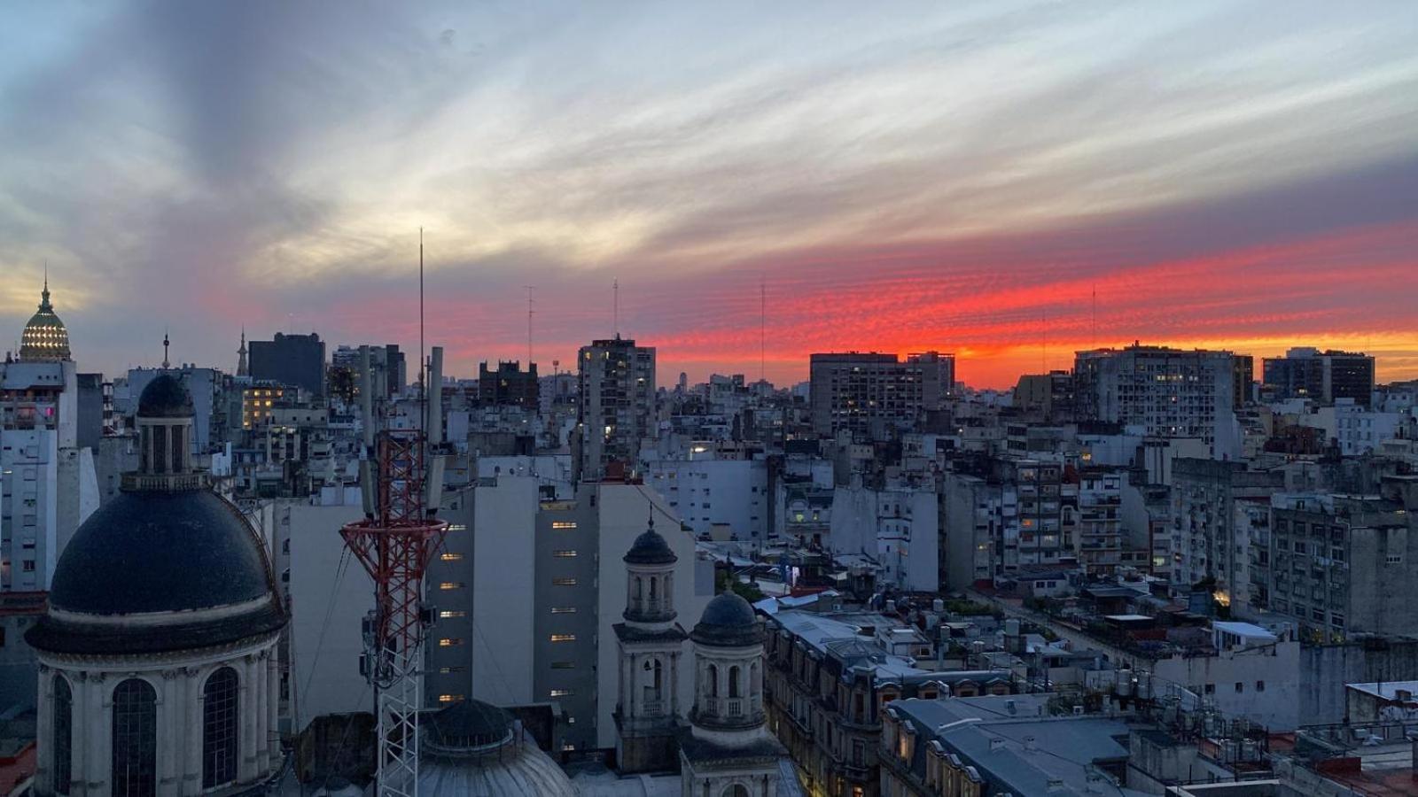 Centrico, Ideal Parejas, Vista Panoramica, Con Piscina Buenos Aires Eksteriør bilde