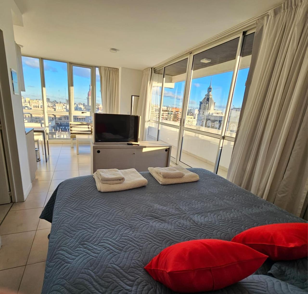 Centrico, Ideal Parejas, Vista Panoramica, Con Piscina Buenos Aires Eksteriør bilde